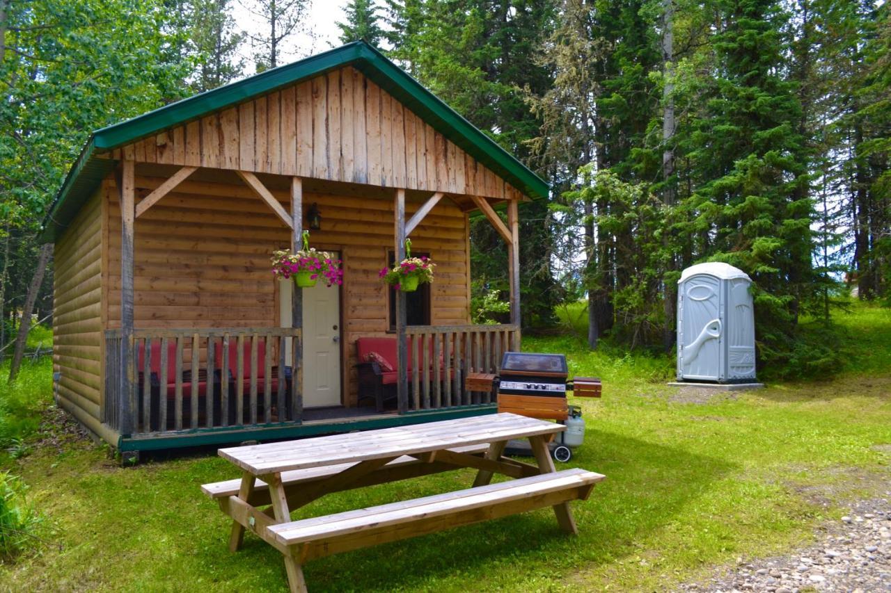 Schott'S Lake Conference & Resort Sundre Exterior foto